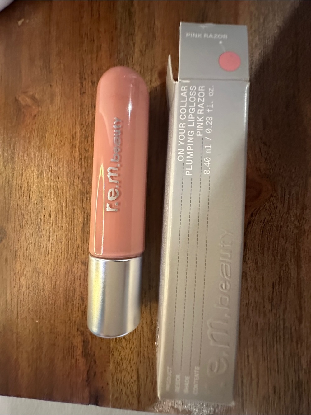 r.e.m. beauty On Your Collar Plumping Lipgloss - Pink Razor